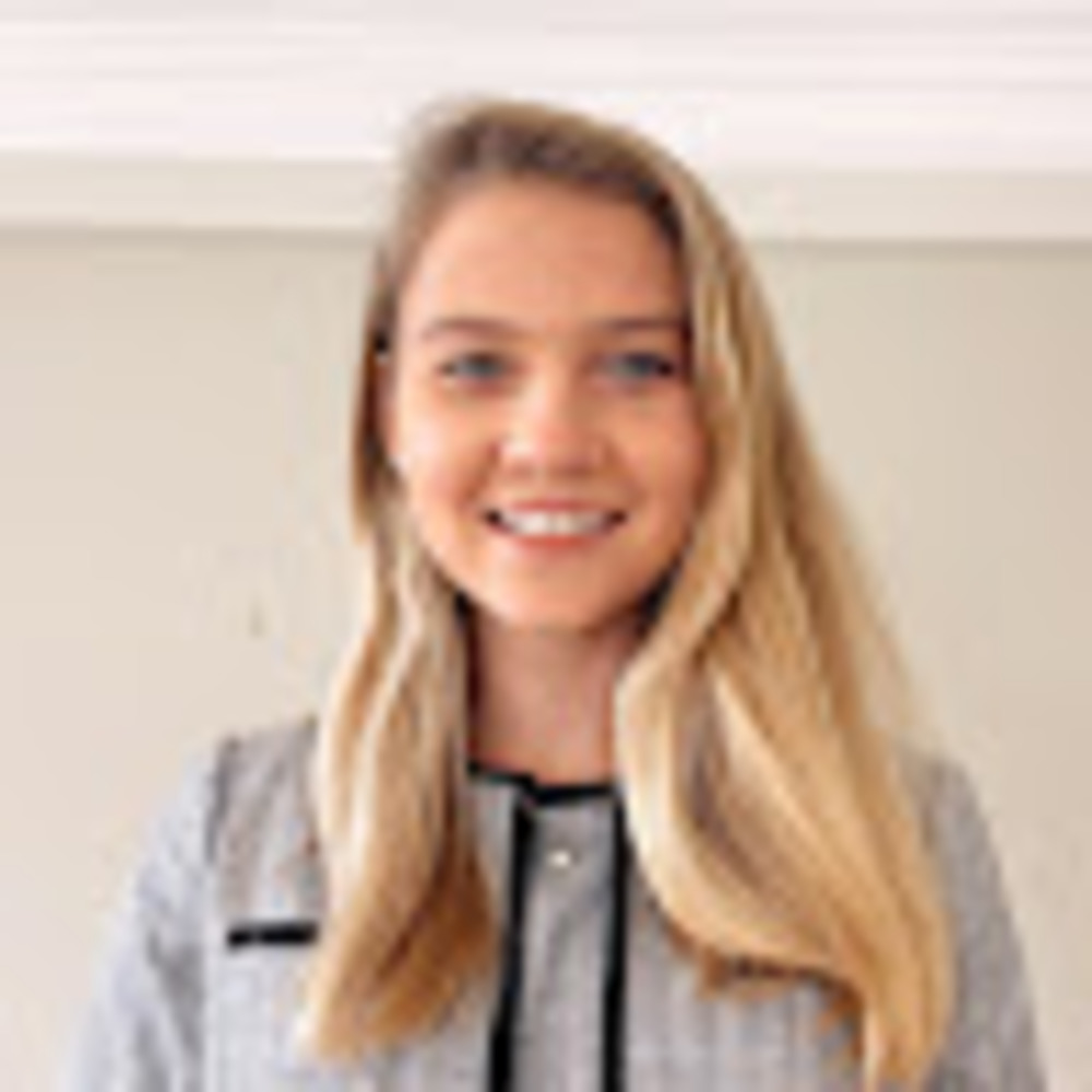 Meet your Posher, Emily